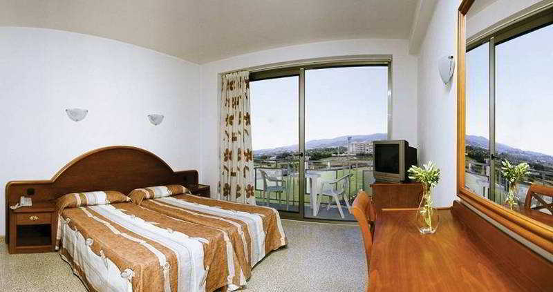 Hotel Marfil San Antonio  Exteriör bild